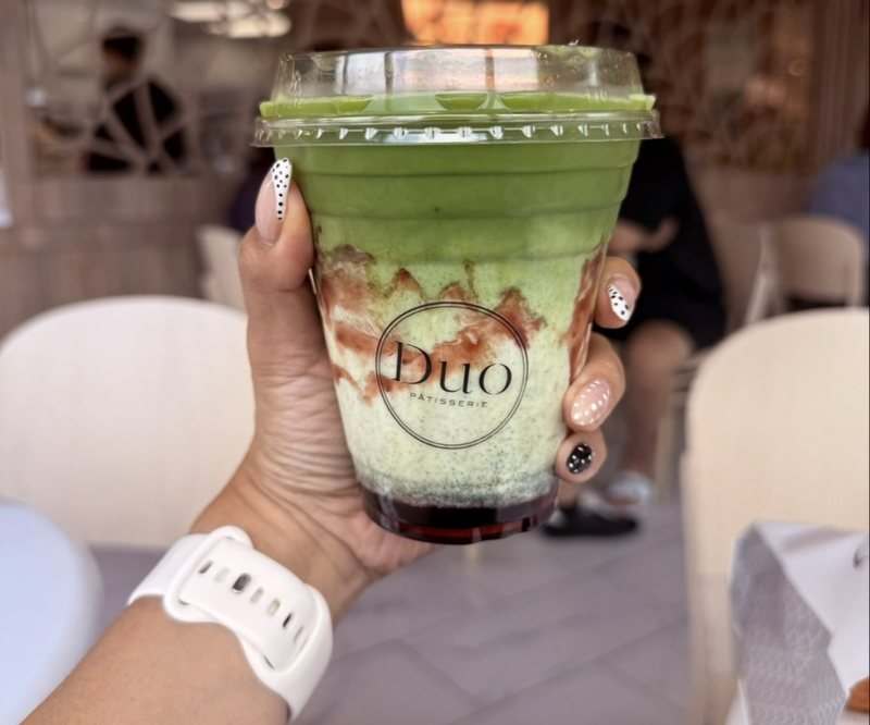 Iced strawberry matcha